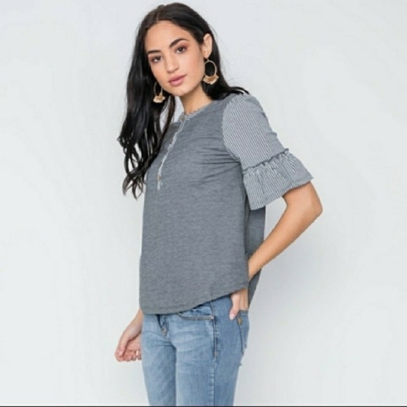 🌸Host Pick🌸 NWT Flirty boutique top - Picture 2 of 6